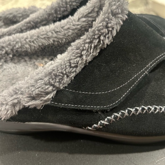 Orthofeet adjustable slippers, sz 9 x-wide - Picture 5 of 6